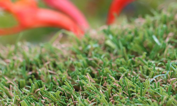 Natural Looking Synthetic Turf Grass artificial grass, synthetic grass, fake grass
